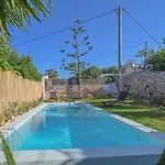 Villa Garifalia With Sauna & Hydromassage