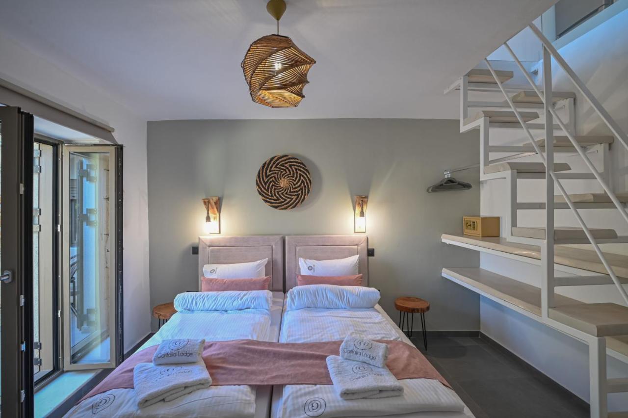 Villa Garifalia With Sauna & Hydromassage *